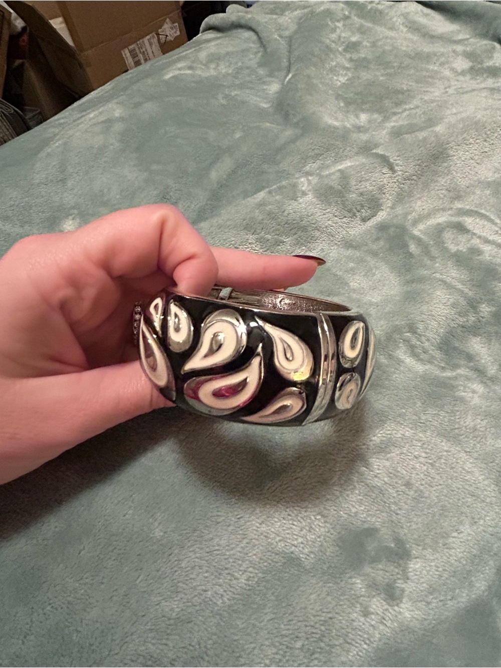 New York & Company Silver Black and Cream Enamel Bangle Bracelet Trio - Picture 5 of 8